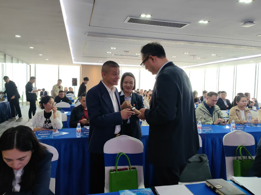 互動(dòng).png 互動(dòng).png